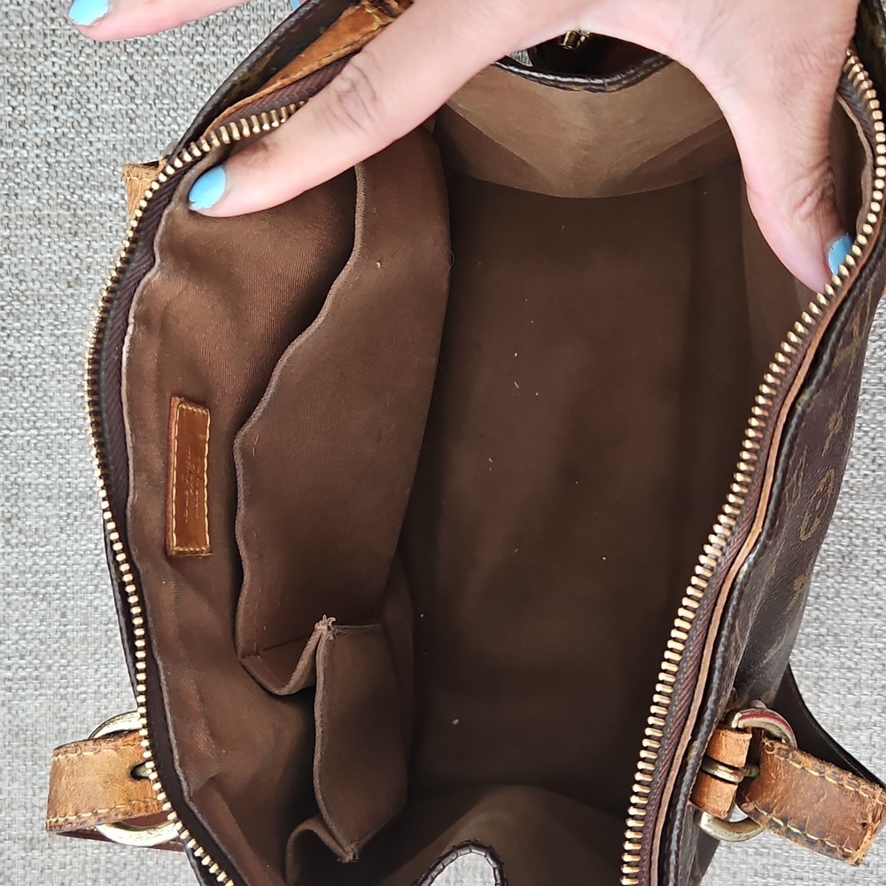 Louis Vuitton Monogram Bag - Picture 5 of 11